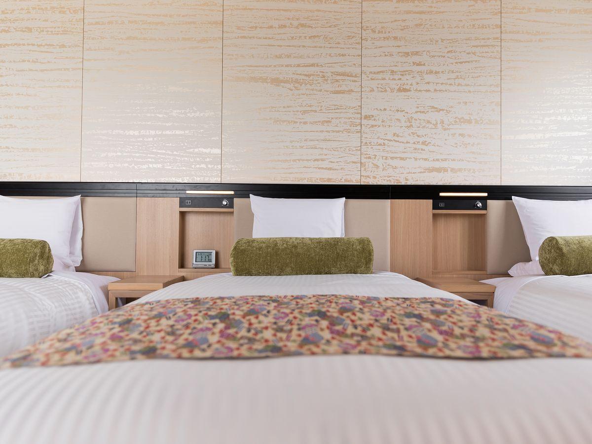 デラックストリプルビュー