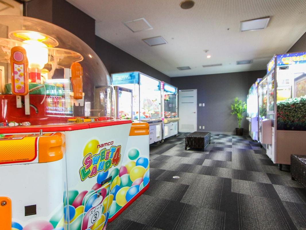 【ゲームコーナー】UFOキャッチャーやリズム系、レース・アクション、パチンコ台などなど盛りだくさん！