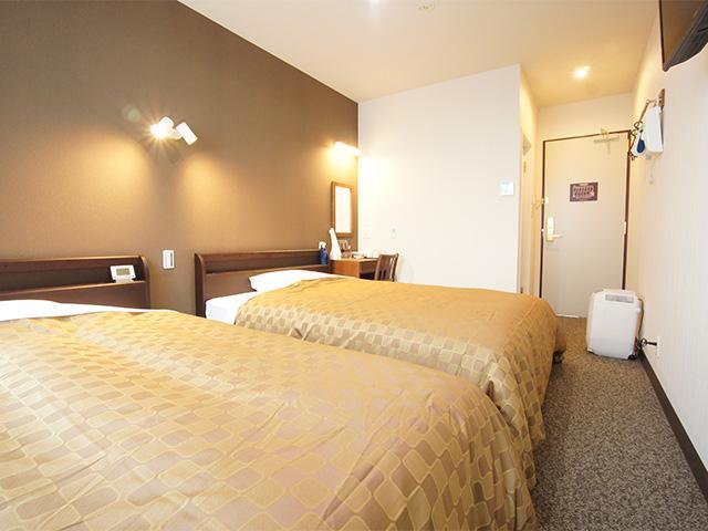 ツインルームD【140cmベッド×２台】