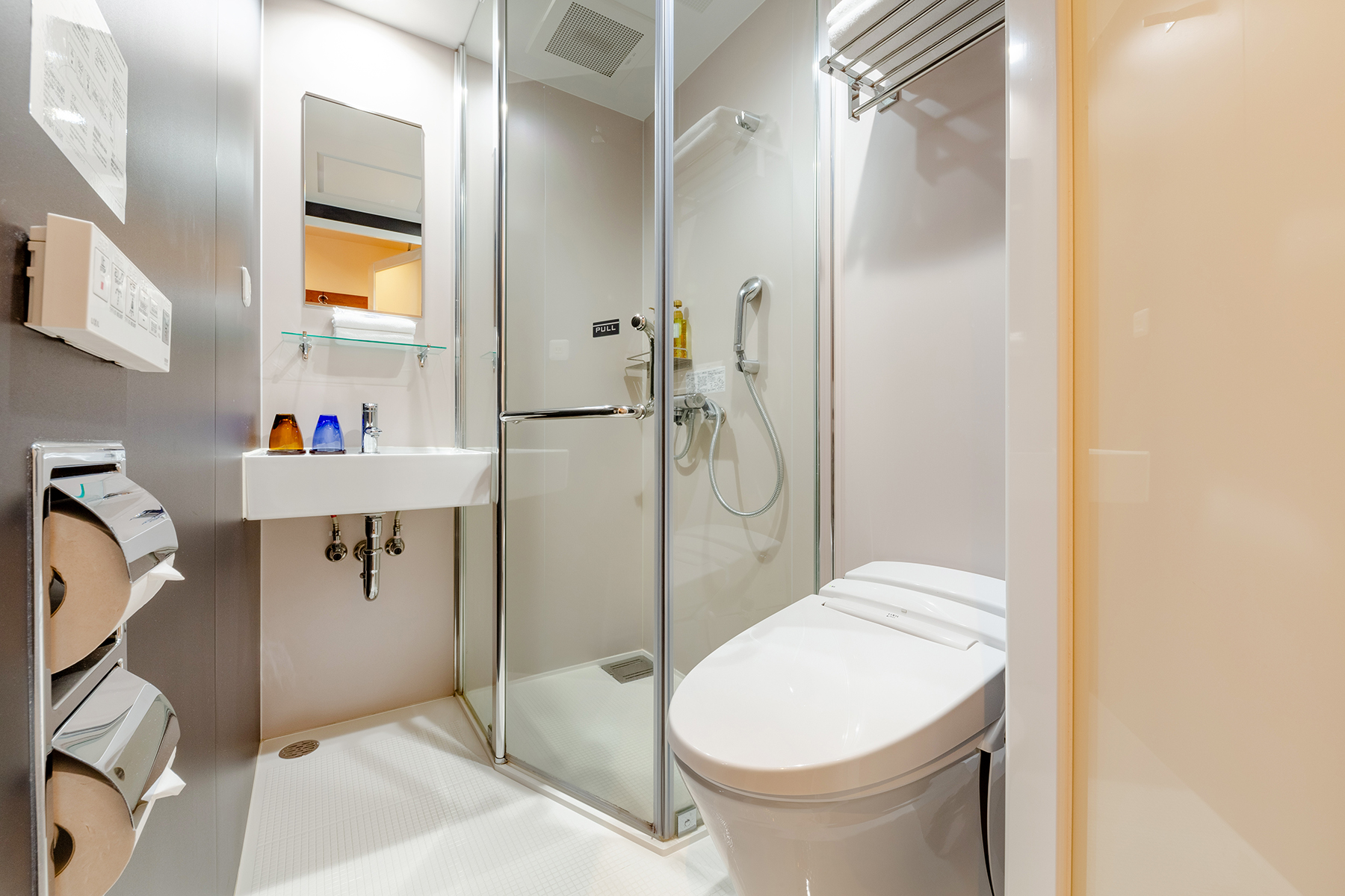 バスルーム（ツイン・ダブル共通）