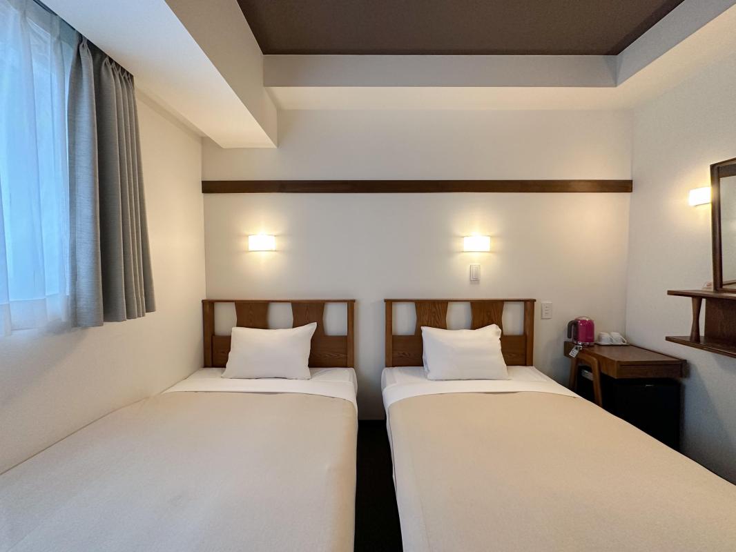 【禁煙】ツインルーム (客室一例)