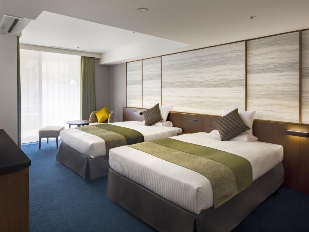 リバーフロントテラス　露天風呂付洋室/32平米